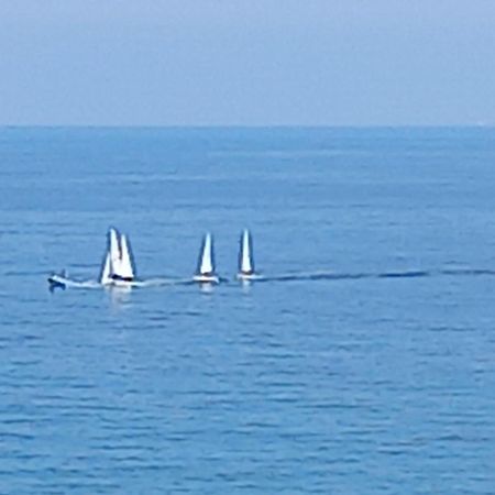 Appartamento Sweet Sea View Savona Esterno foto