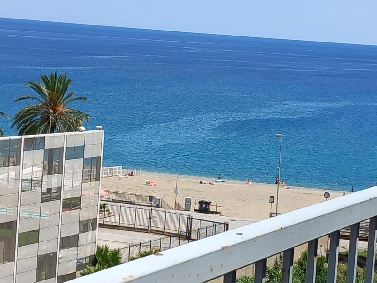 Appartamento Sweet Sea View Savona Esterno foto