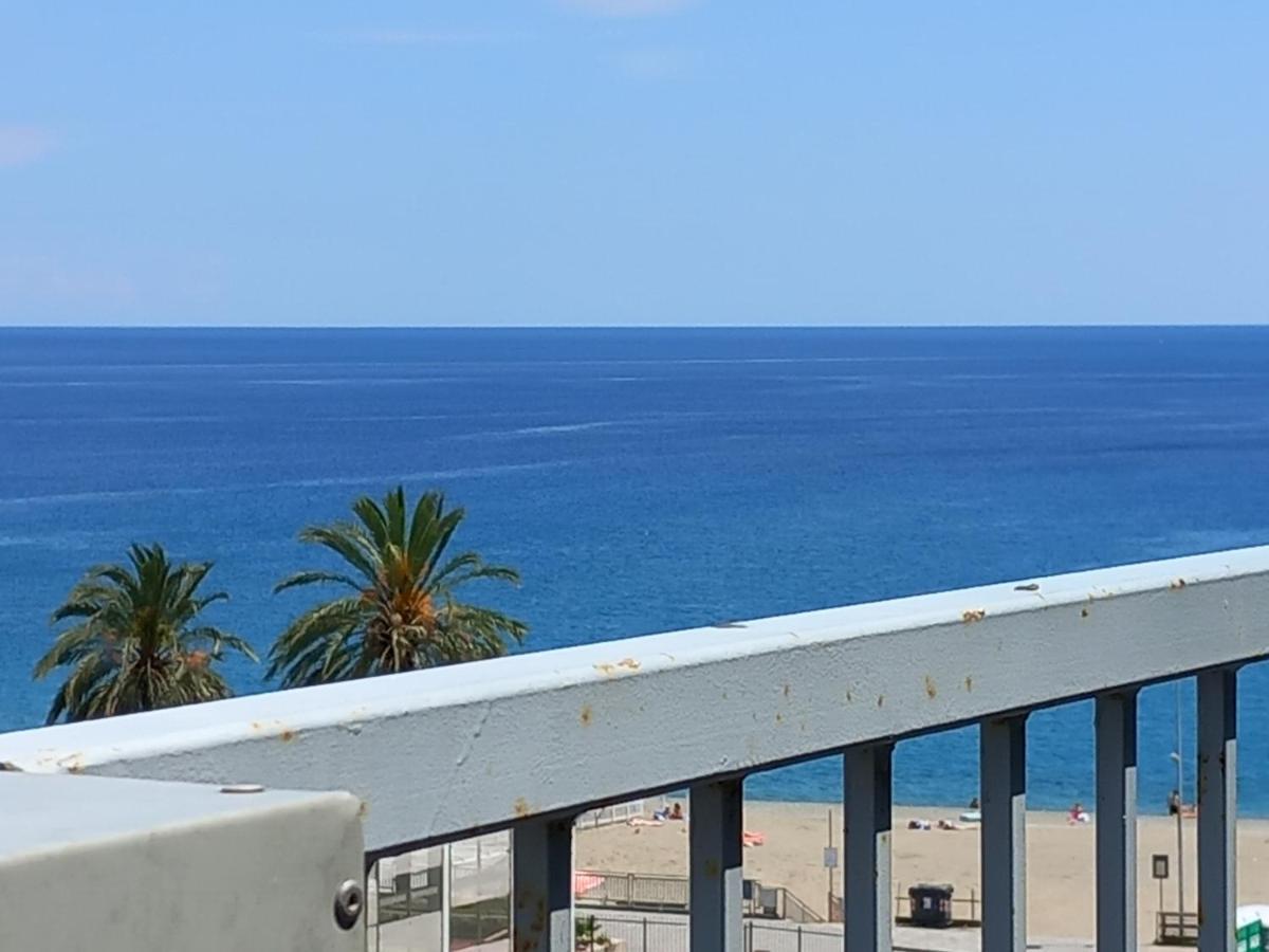 Appartamento Sweet Sea View Savona Esterno foto