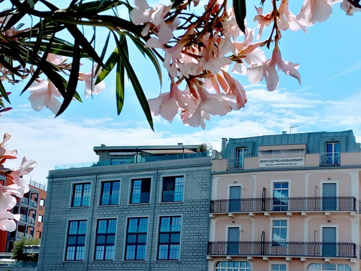 Appartamento Sweet Sea View Savona Esterno foto
